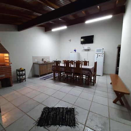הוילה קרגואטטובה Casa Com Piscina Na Martim De Sa מראה חיצוני תמונה
