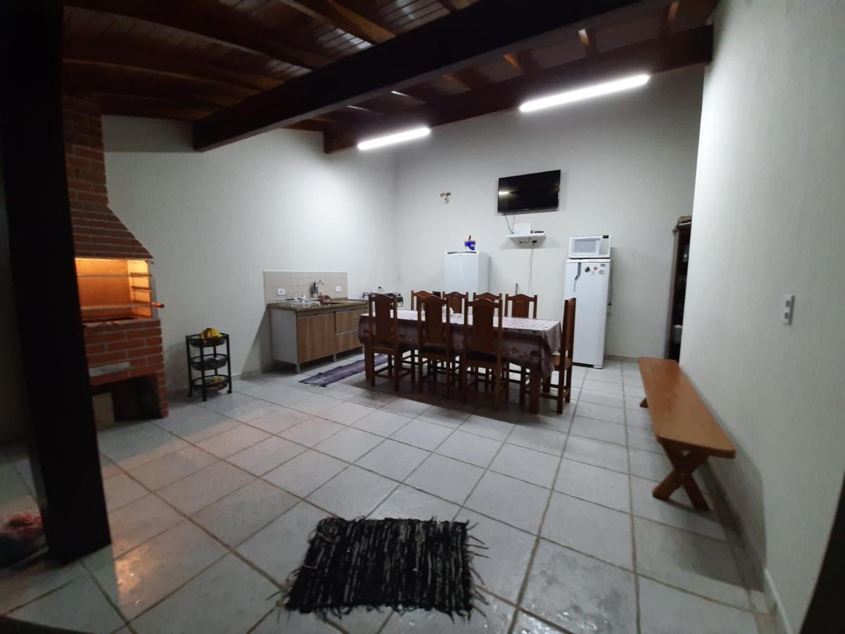 הוילה קרגואטטובה Casa Com Piscina Na Martim De Sa מראה חיצוני תמונה
